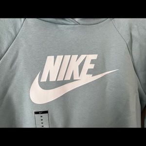 Brand New-Women’s Nike Sweatshirt-Size M